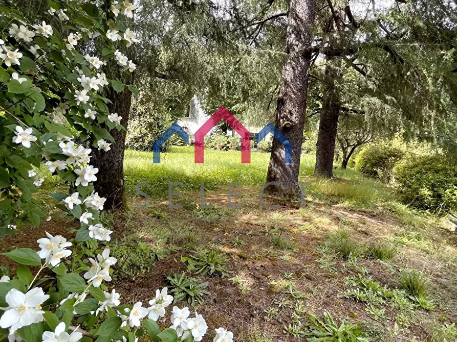 Immagine 36 di Villa in vendita  a Bagni Di Lucca