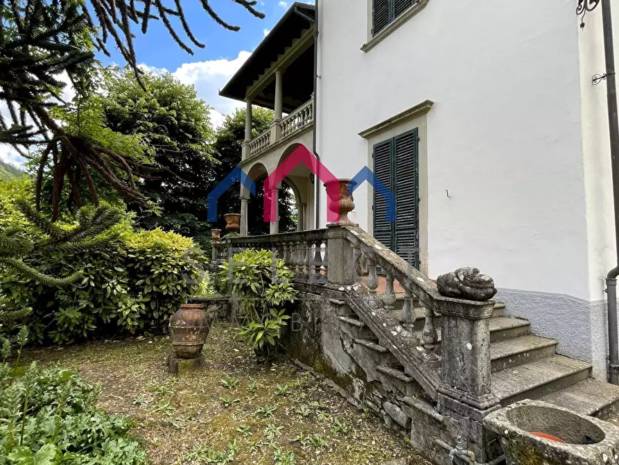 Immagine 28 di Villa in vendita  a Bagni Di Lucca