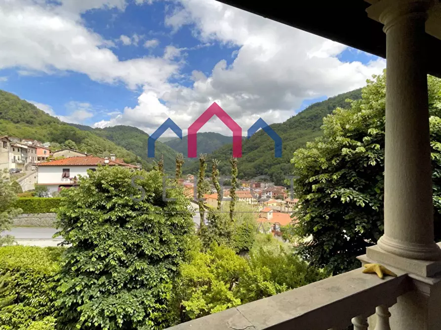 Immagine 68 di Villa in vendita  a Bagni Di Lucca