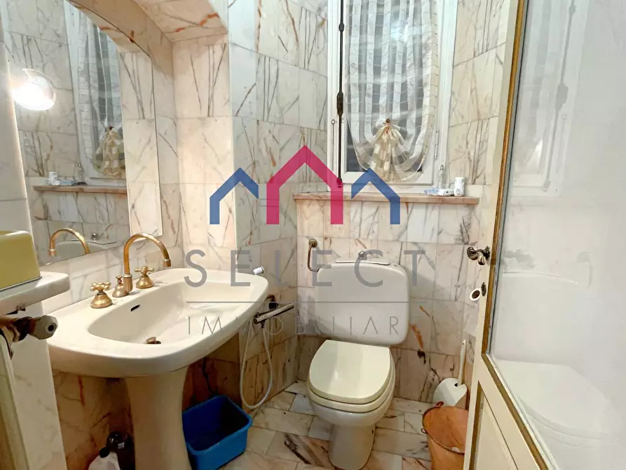 Immagine 58 di Villa in vendita  a Bagni Di Lucca