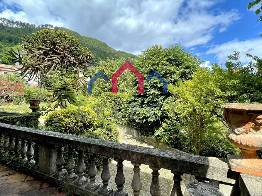 Immagine 17 di Villa in vendita  a Bagni Di Lucca