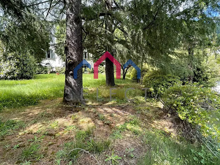 Immagine 35 di Villa in vendita  a Bagni Di Lucca