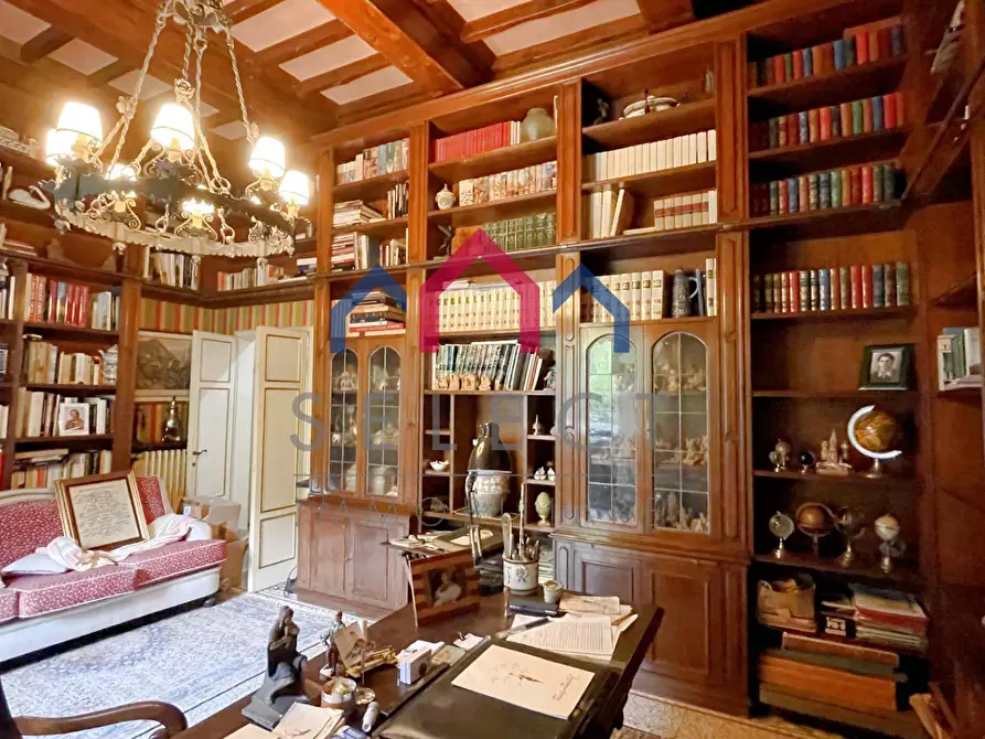 Immagine 61 di Villa in vendita  a Bagni Di Lucca