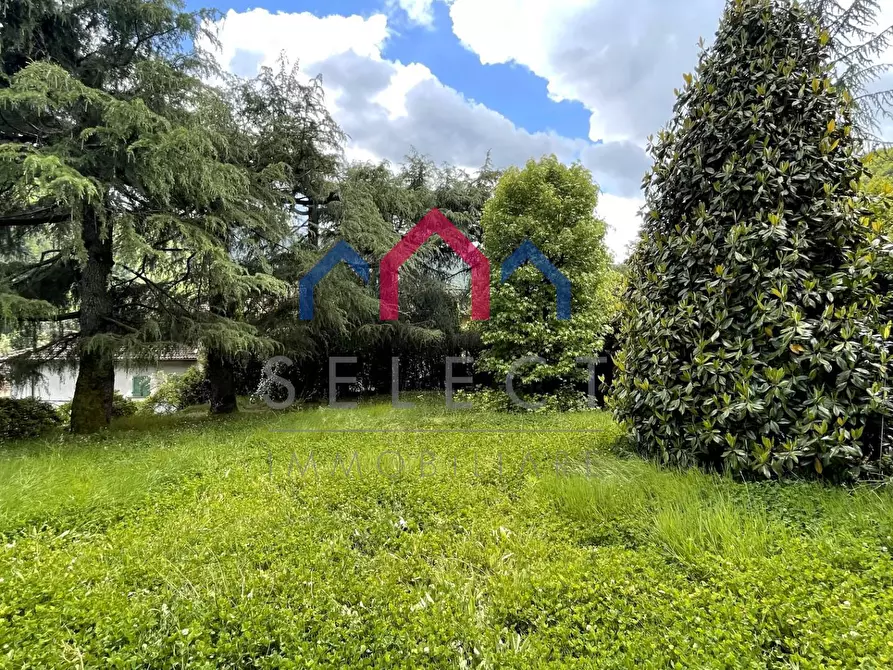 Immagine 31 di Villa in vendita  a Bagni Di Lucca