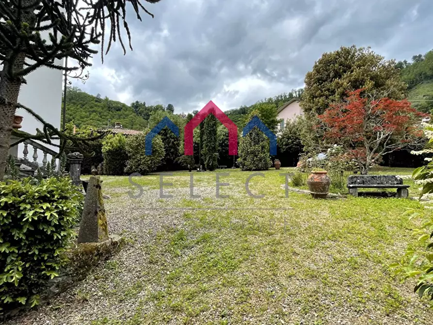 Immagine 27 di Villa in vendita  a Bagni Di Lucca