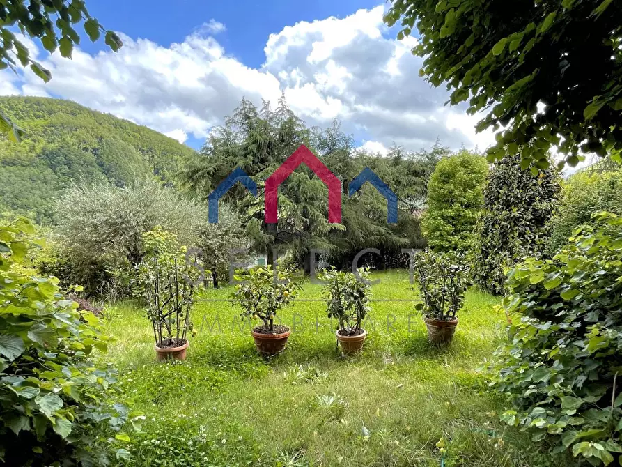 Immagine 32 di Villa in vendita  a Bagni Di Lucca