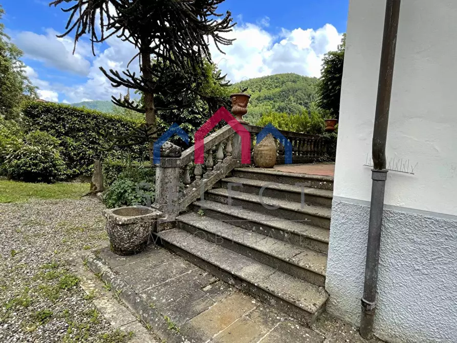 Immagine 15 di Villa in vendita  a Bagni Di Lucca