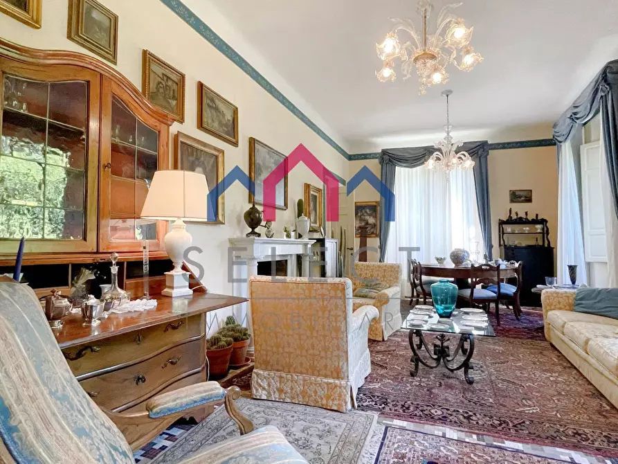 Immagine 11 di Villa in vendita  a Bagni Di Lucca
