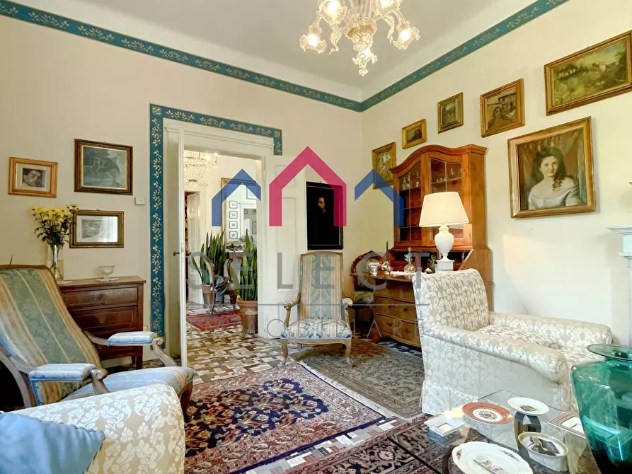 Immagine 14 di Villa in vendita  a Bagni Di Lucca