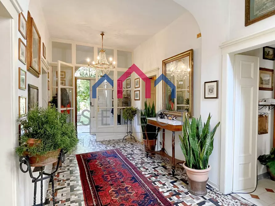 Immagine 6 di Villa in vendita  a Bagni Di Lucca