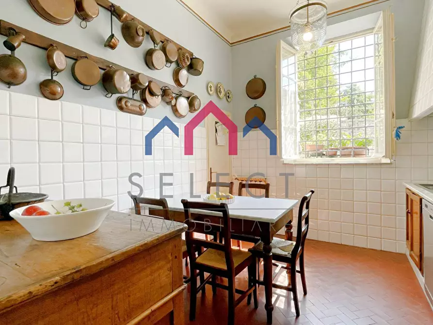 Immagine 37 di Villa in vendita  a Bagni Di Lucca