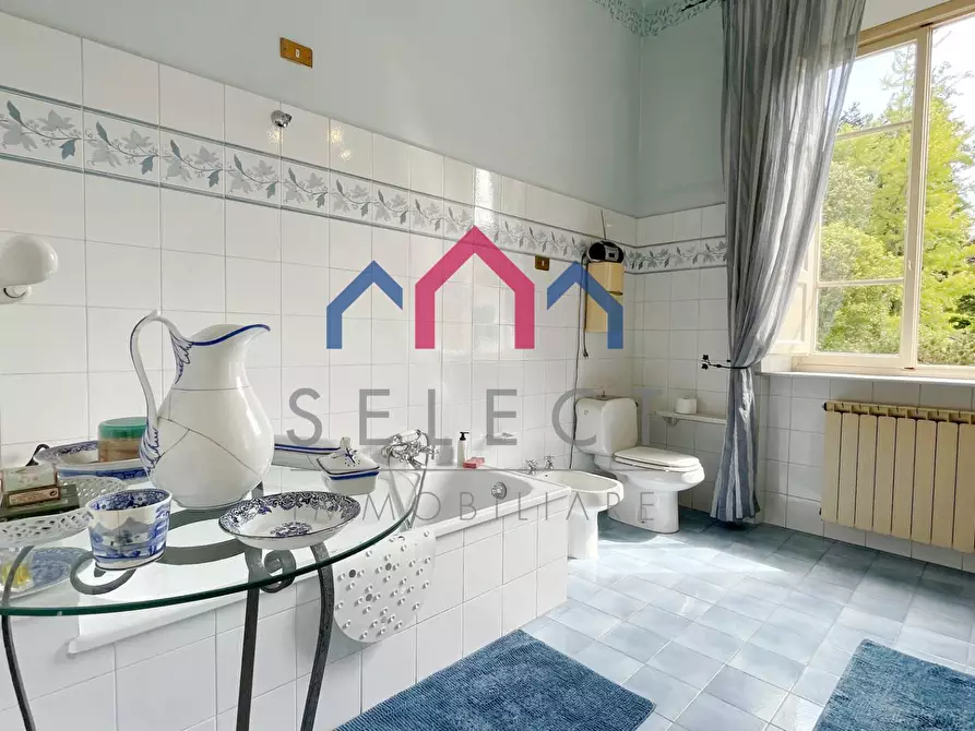 Immagine 49 di Villa in vendita  a Bagni Di Lucca