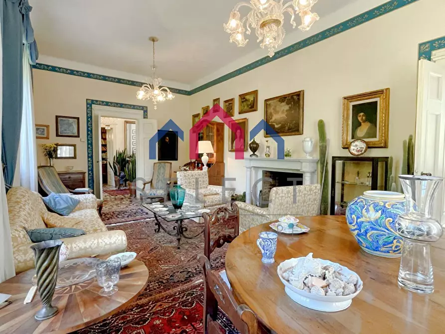 Immagine 15 di Villa in vendita  a Bagni Di Lucca