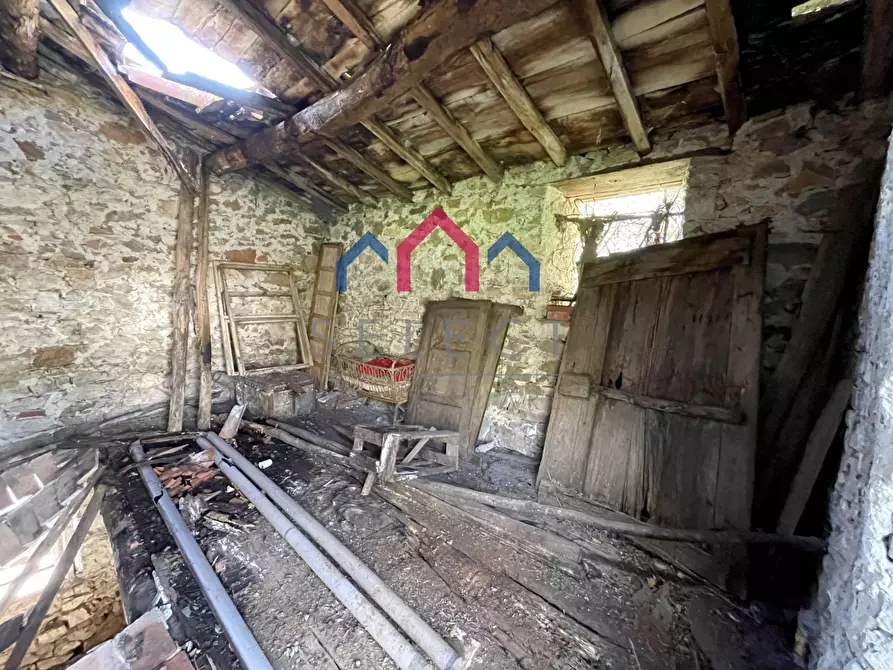 Immagine 16 di Rustico / casale in vendita  a Pescaglia