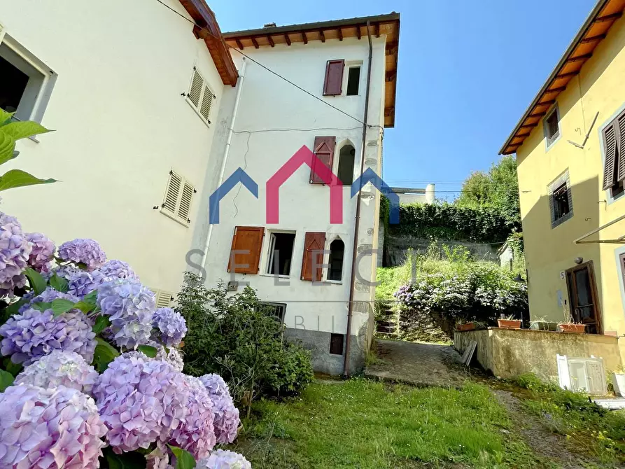 Immagine 15 di Terratetto in vendita  a Borgo A Mozzano