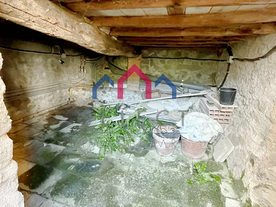 Immagine 17 di Terratetto in vendita  a Borgo A Mozzano