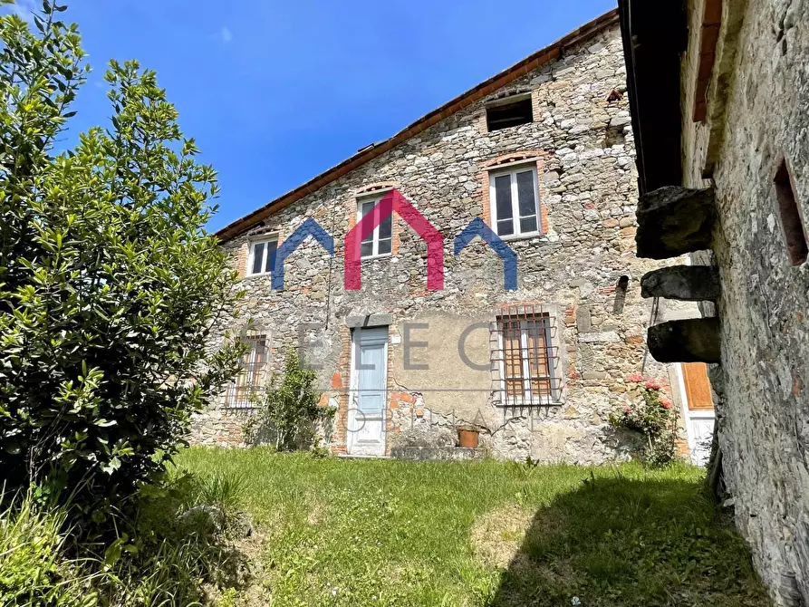 Immagine 4 di Rustico / casale in vendita  a Borgo A Mozzano