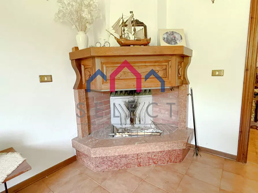 Immagine 68 di Rustico / casale in vendita  a Piazza Al Serchio