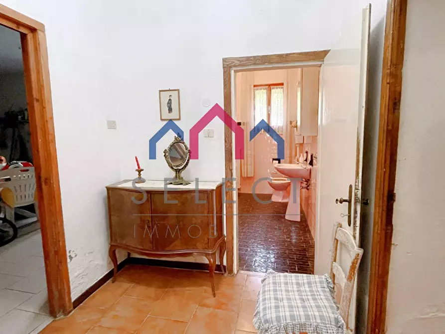 Immagine 38 di Rustico / casale in vendita  a Piazza Al Serchio