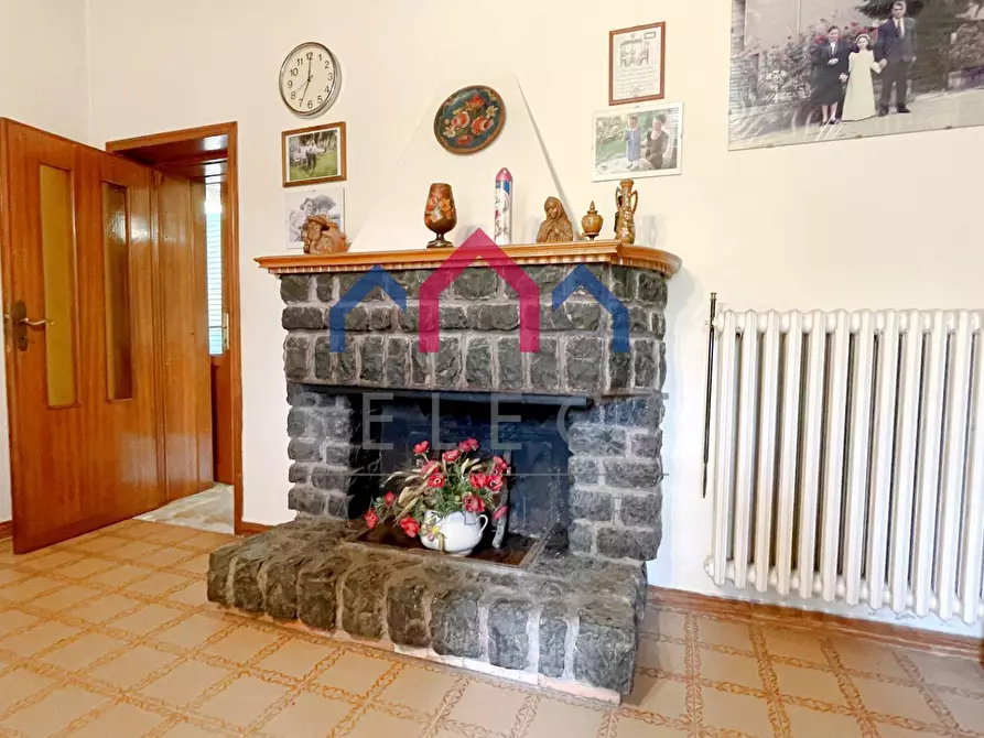 Immagine 31 di Rustico / casale in vendita  a Piazza Al Serchio