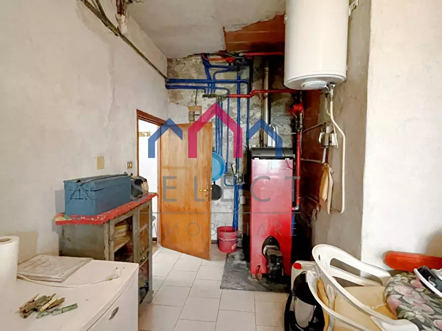 Immagine 42 di Rustico / casale in vendita  a Piazza Al Serchio