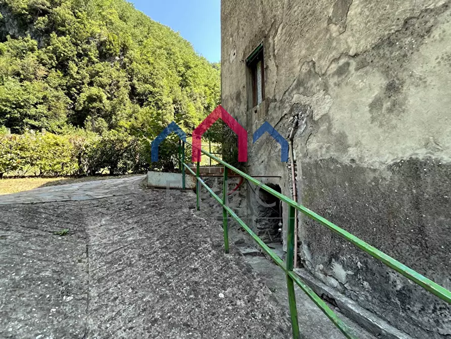 Immagine 36 di Casa indipendente in vendita  a Bagni Di Lucca