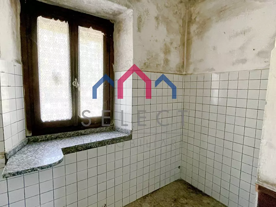 Immagine 47 di Casa indipendente in vendita  a Bagni Di Lucca