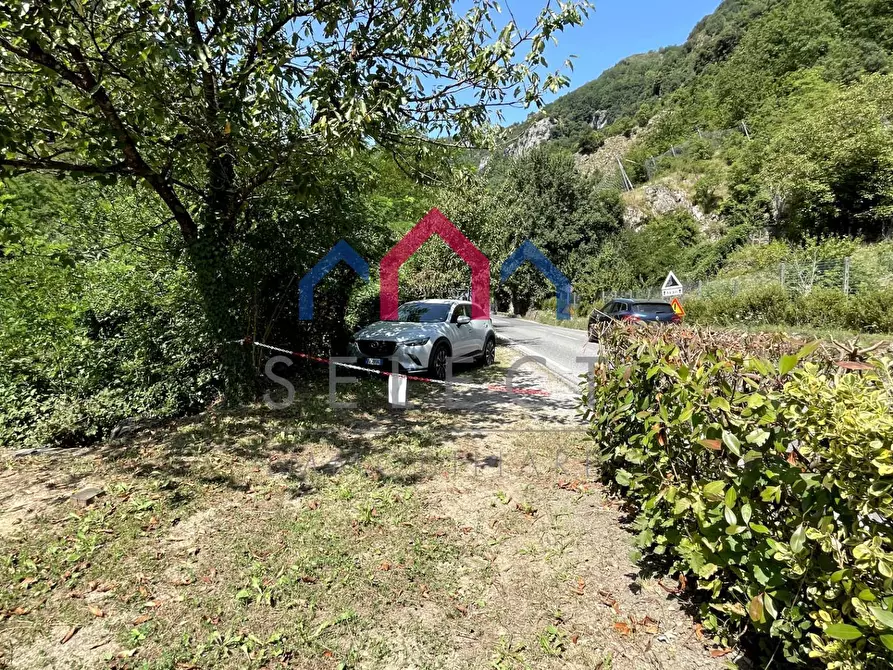 Immagine 9 di Casa indipendente in vendita  a Bagni Di Lucca