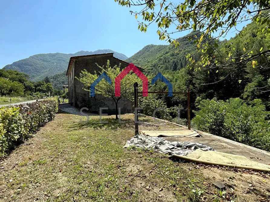 Immagine 8 di Casa indipendente in vendita  a Bagni Di Lucca