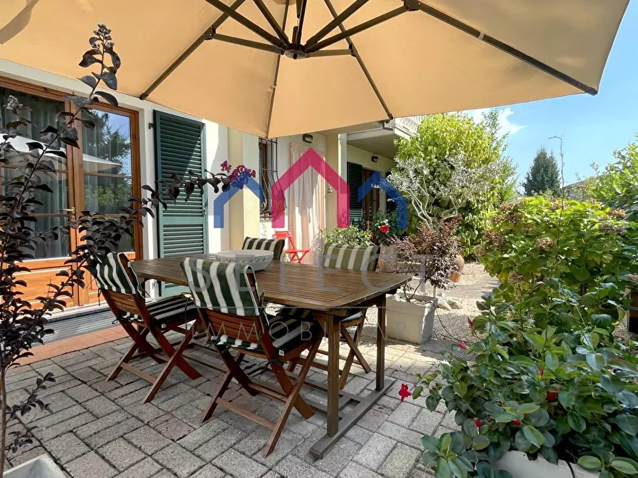 Immagine 21 di Villetta a schiera in vendita  a Barga