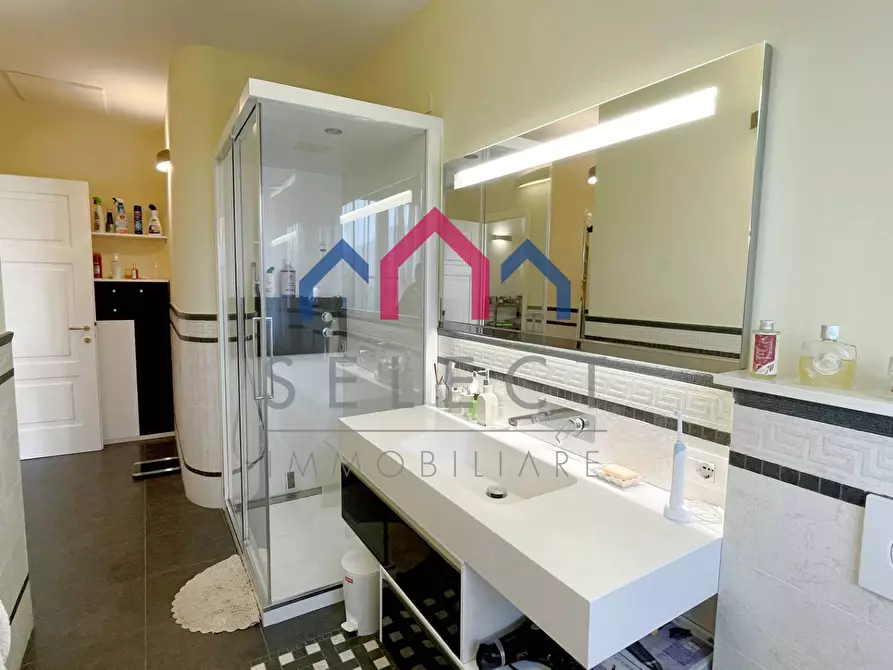 Immagine 61 di Villetta a schiera in vendita  a Barga