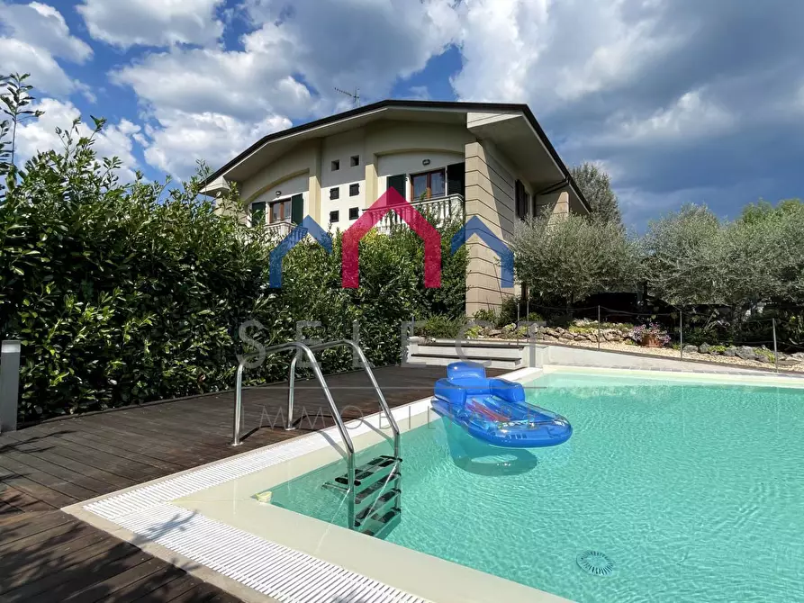 Immagine 17 di Villetta a schiera in vendita  a Barga