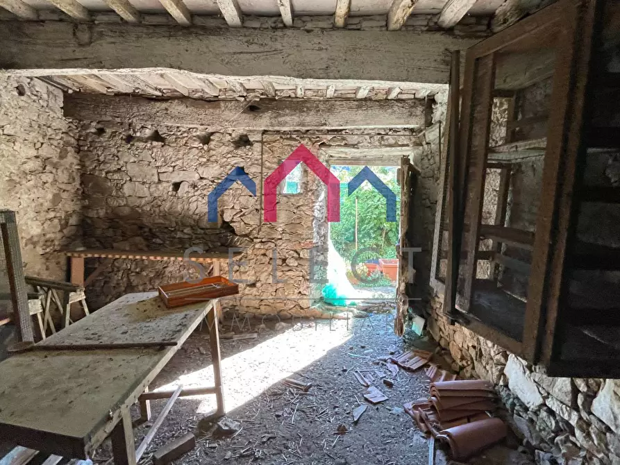 Immagine 32 di Casa semindipendente in vendita  a Borgo A Mozzano
