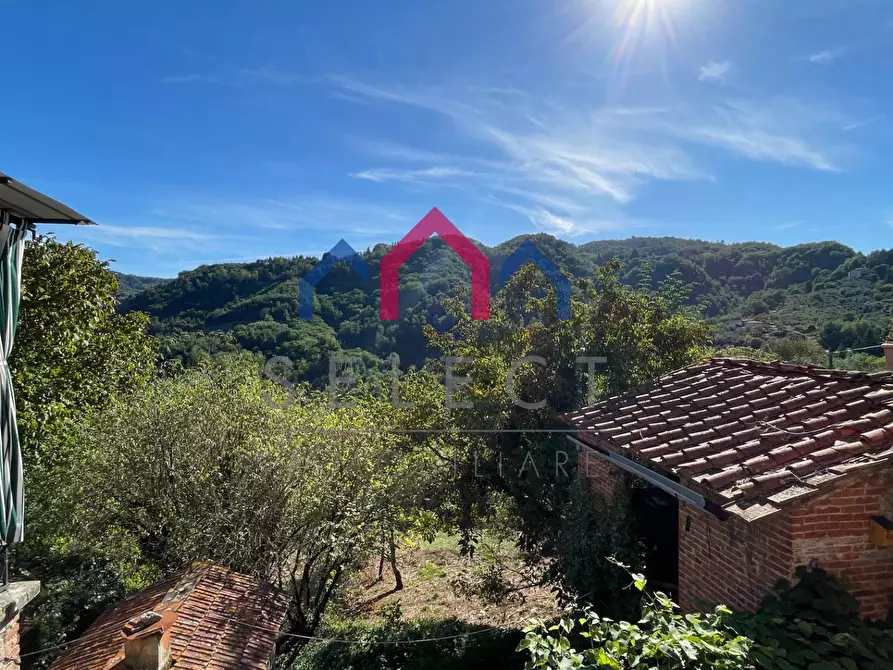 Immagine 20 di Casa semindipendente in vendita  a Borgo A Mozzano