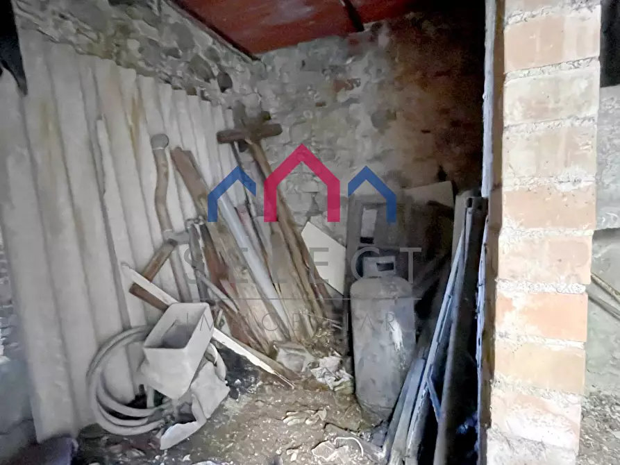 Immagine 42 di Terratetto in vendita  a Borgo A Mozzano