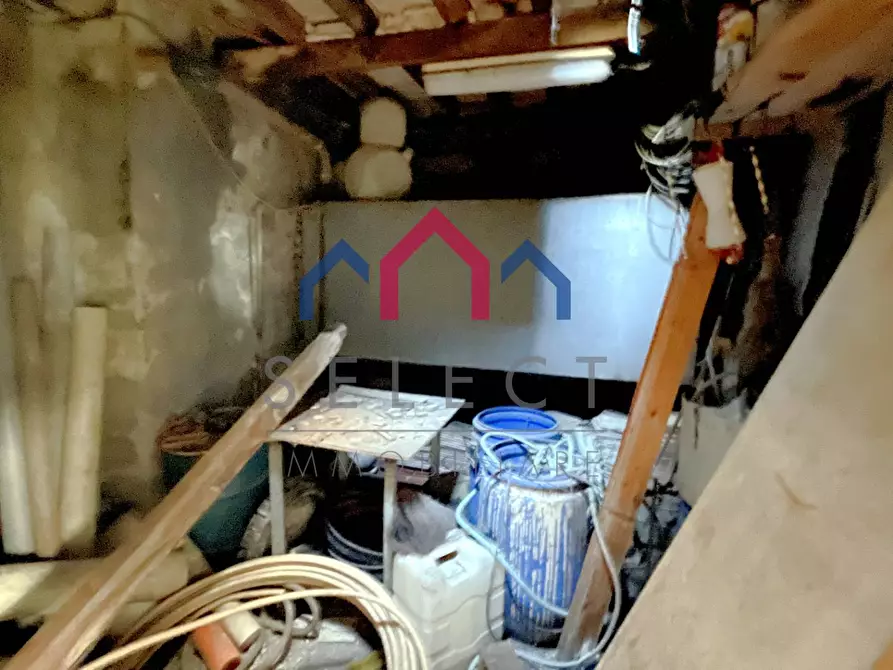 Immagine 44 di Terratetto in vendita  a Borgo A Mozzano