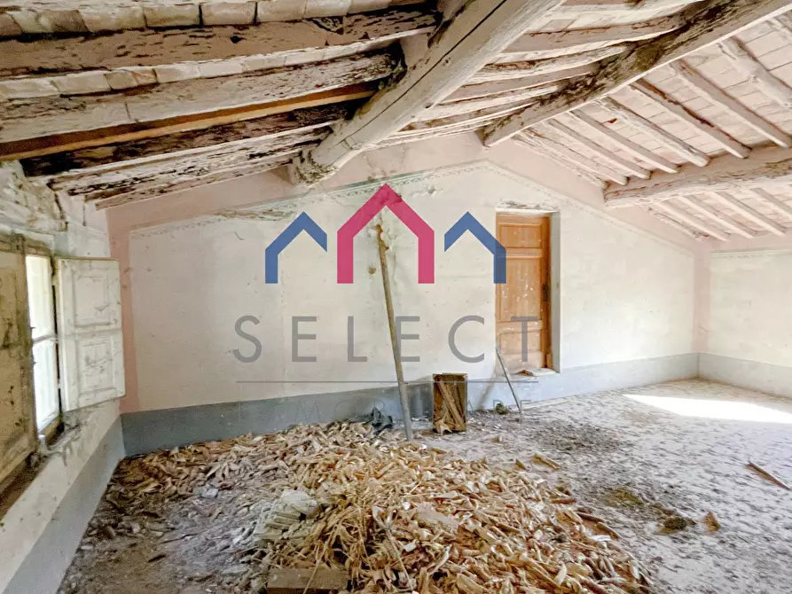 Immagine 36 di Terratetto in vendita  a Borgo A Mozzano