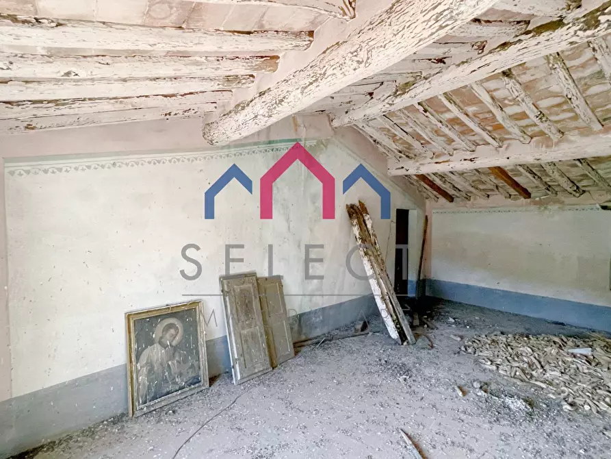 Immagine 37 di Terratetto in vendita  a Borgo A Mozzano