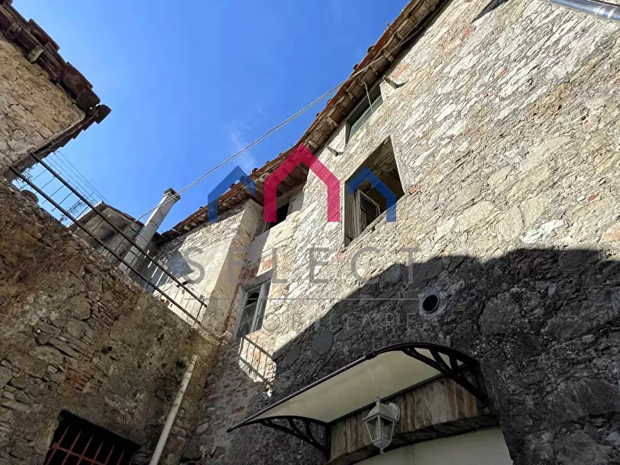 Immagine 40 di Terratetto in vendita  a Borgo A Mozzano