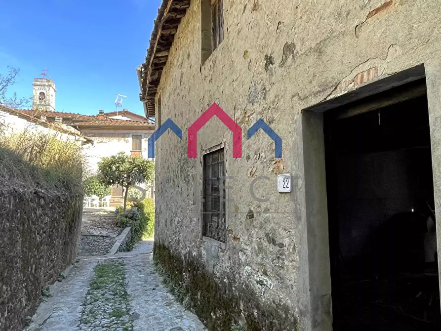 Immagine 2 di Terratetto in vendita  a Borgo A Mozzano