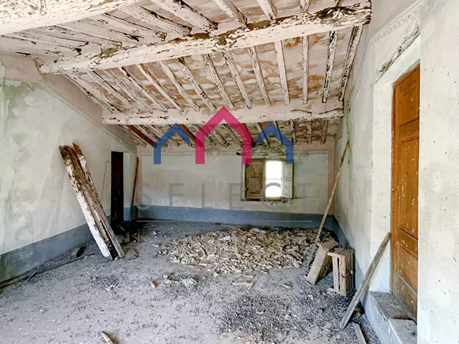 Immagine 35 di Terratetto in vendita  a Borgo A Mozzano