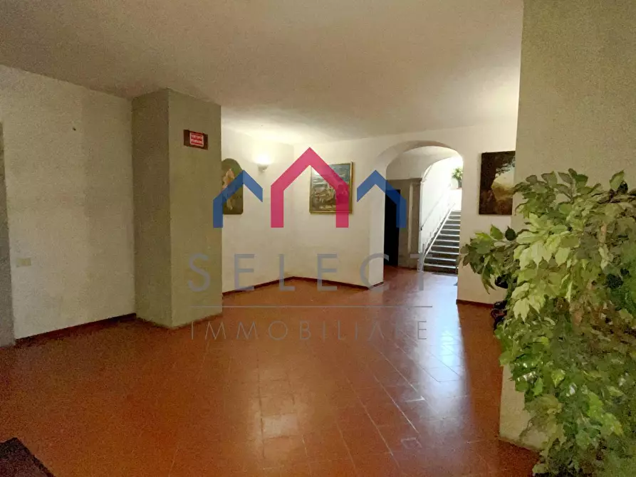 Immagine 4 di Locale commerciale in vendita  a Borgo A Mozzano