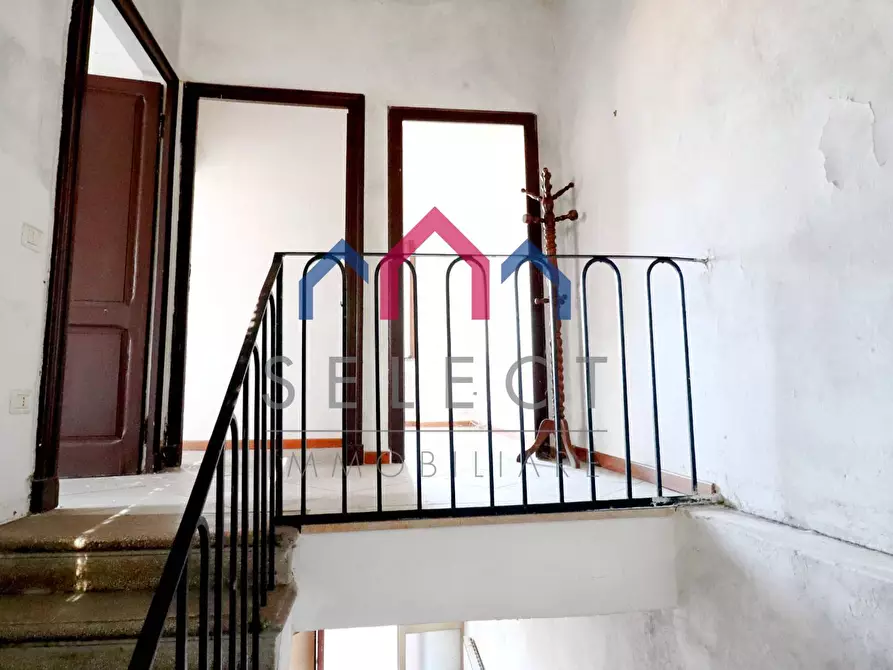 Immagine 21 di Casa indipendente in vendita  a Castelnuovo Di Garfagnana