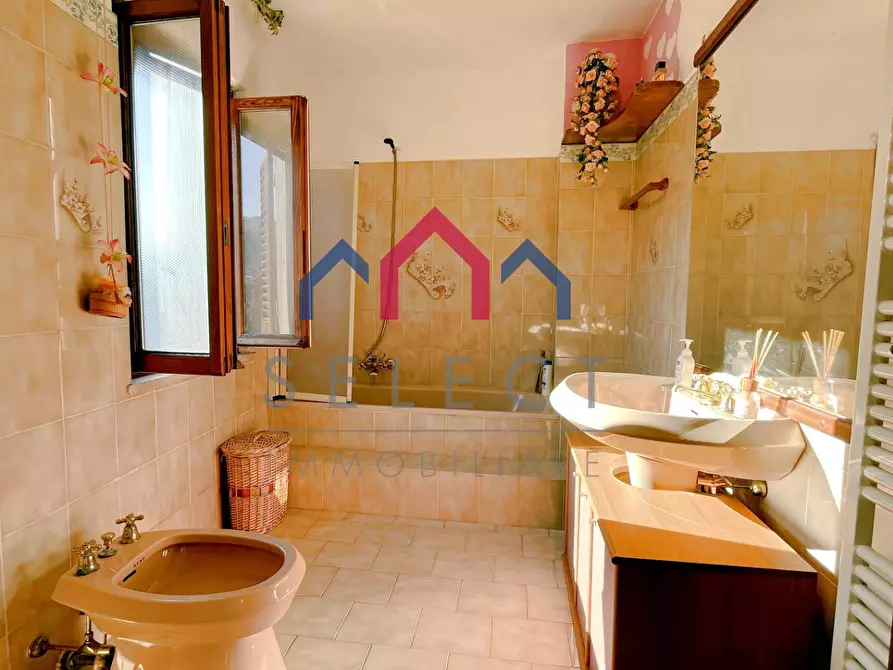 Immagine 48 di Terratetto in vendita  a Bagni Di Lucca