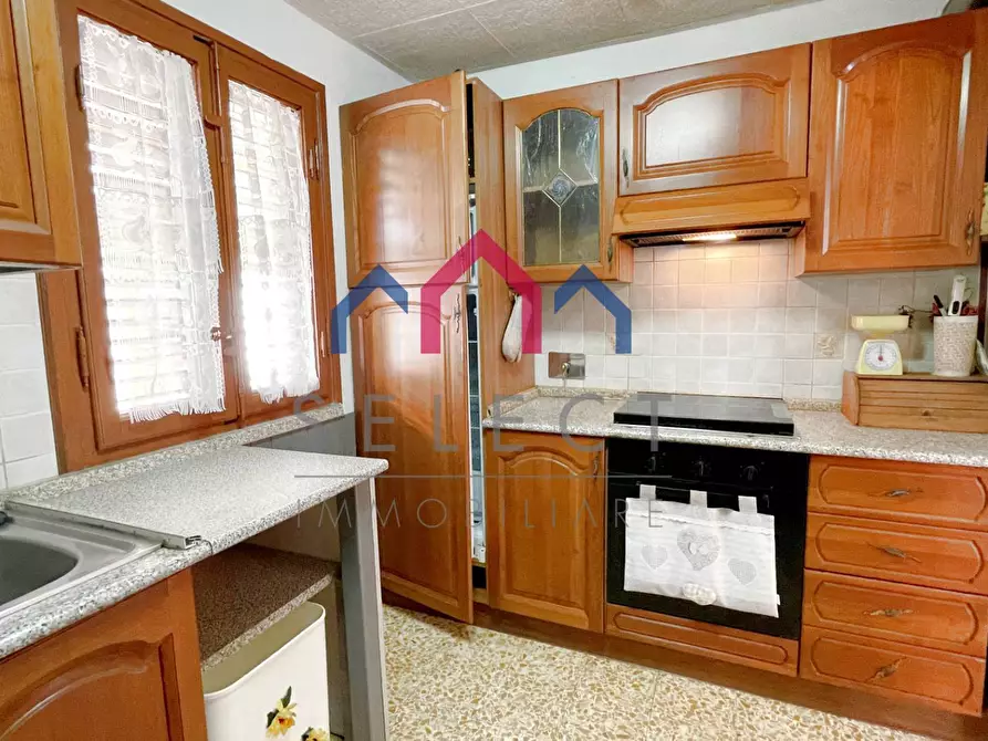 Immagine 13 di Terratetto in vendita  a Bagni Di Lucca