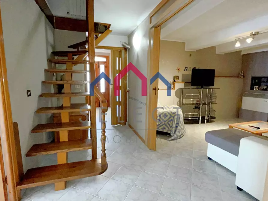 Immagine 2 di Terratetto in vendita  a Bagni Di Lucca