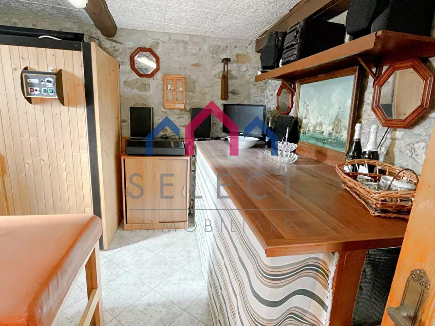 Immagine 28 di Terratetto in vendita  a Bagni Di Lucca