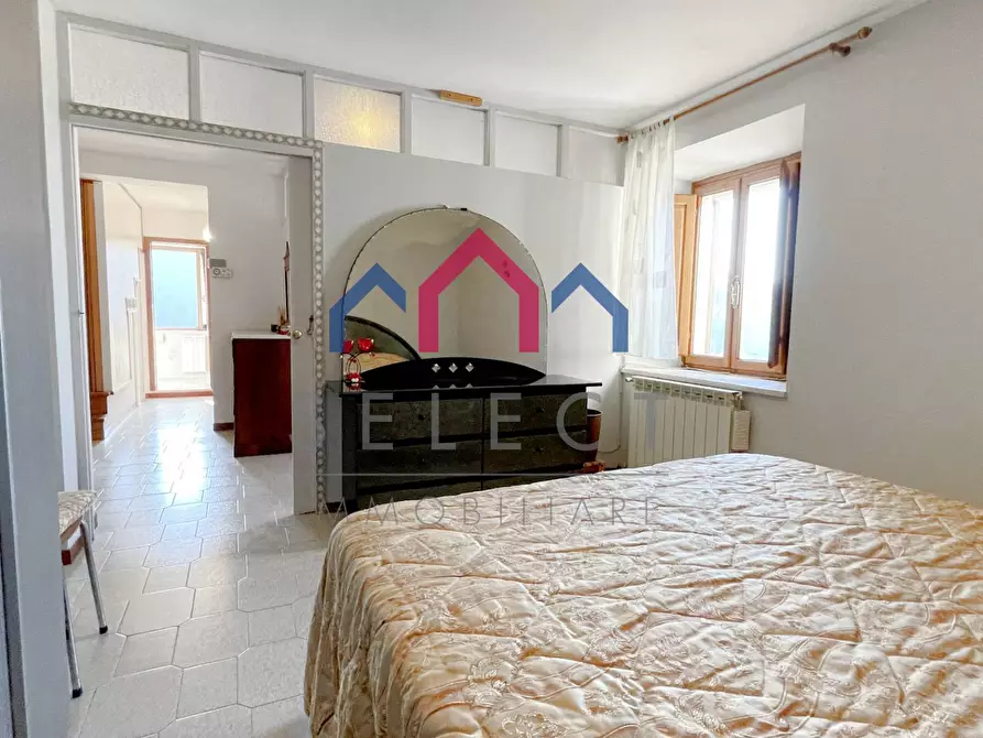 Immagine 43 di Terratetto in vendita  a Bagni Di Lucca