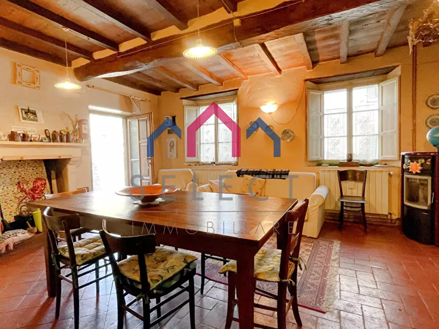 Immagine 10 di Appartamento in vendita  a Borgo A Mozzano