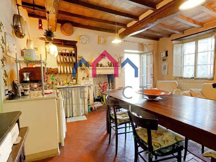 Immagine 11 di Appartamento in vendita  a Borgo A Mozzano